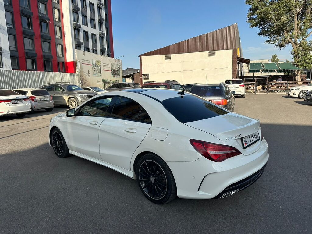 Mercedes-Benz CLA-Class: 2017 г., 2 л, Автомат, Бензин, Седан: фото 3