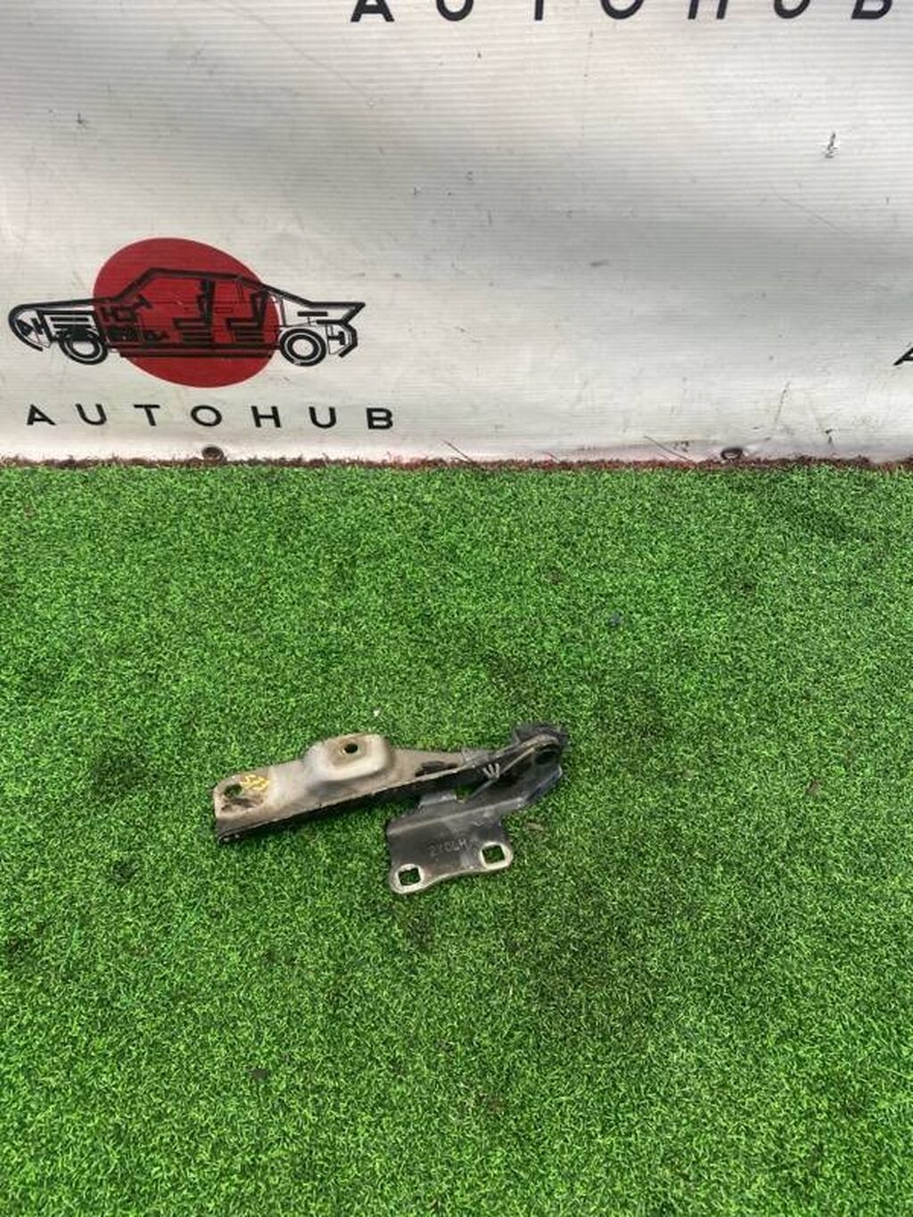 Петля капота Nissan Cefiro A33 2.0 | Договорная | Другие автозапчасти ...