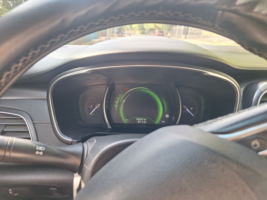 Renault SM6: 2017 г., 2 л, Автомат, Бензин, Седан: фото 8
