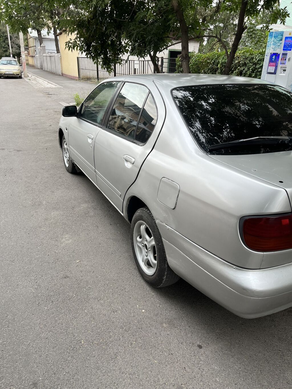 Nissan Primera: 1998 г., 1.6 л, Автомат, Бензин, Седан: фото 3