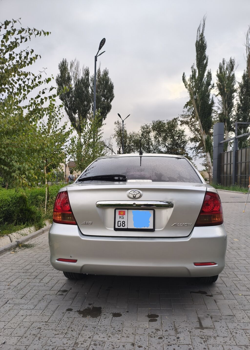 Toyota Allion: 2004 г., 1.8 л, Автомат, Бензин, Седан: фото 3