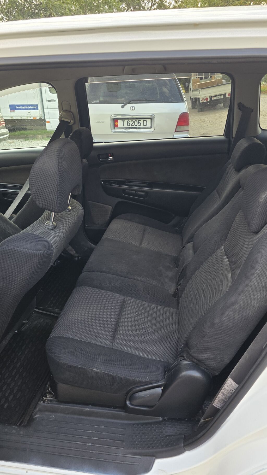 Toyota WISH: 2003 г., Минивэн: фото 2