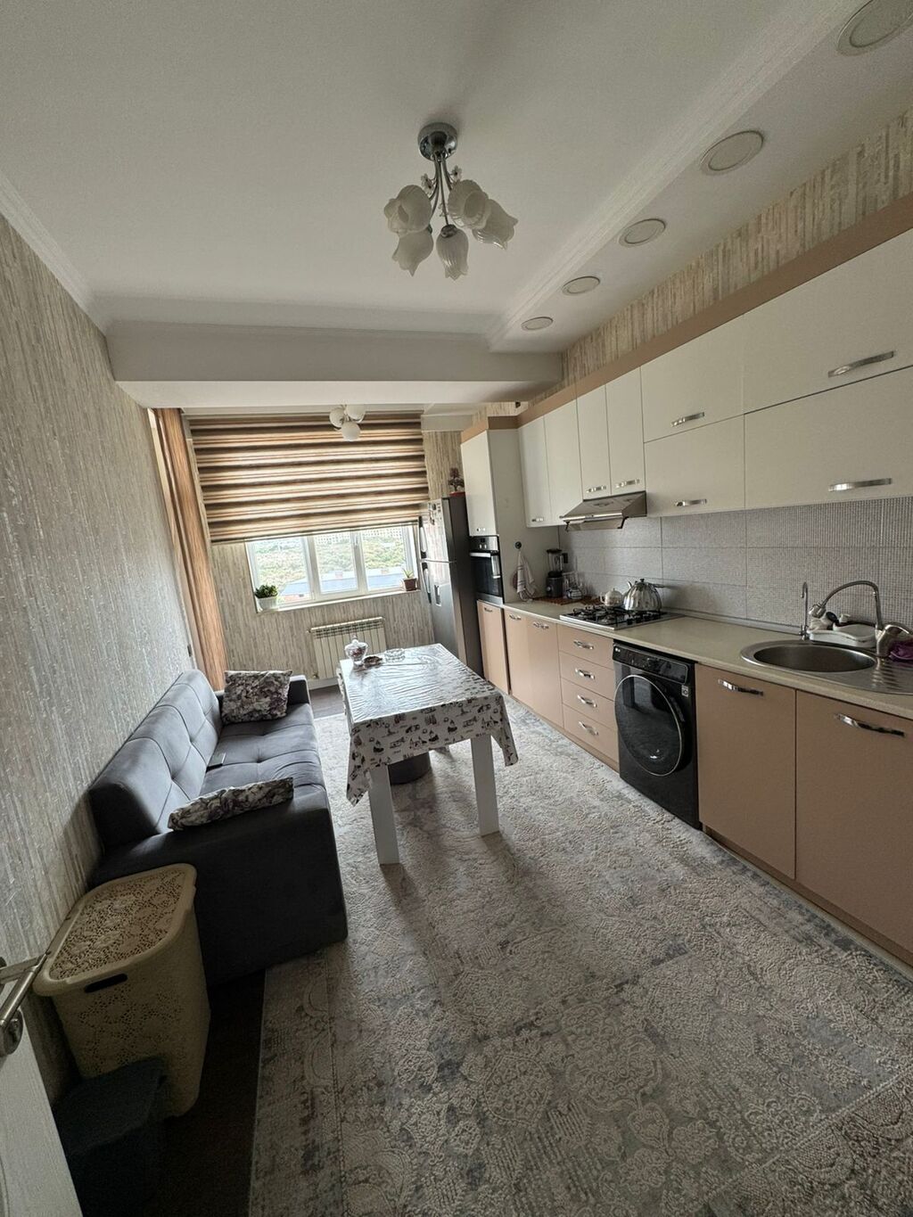 4 otaqlı, Yeni tikili, 141 kv. m
