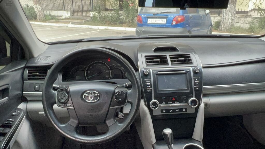 Toyota Camry: 2012 г., 2.5 л, Автомат, Бензин, Седан: фото 5