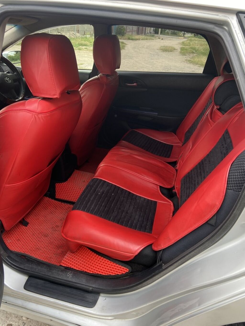 Toyota Caldina: 2003 г., 2 л, Автомат, Бензин, Универсал: фото 6