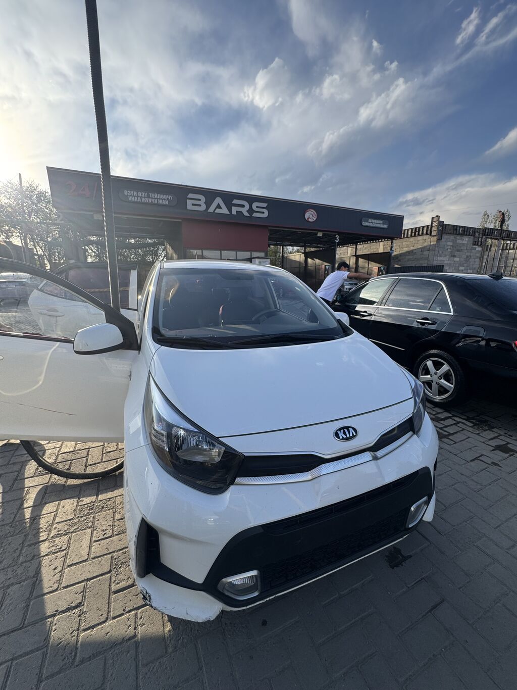 Kia Morning: 2021 г., 1 л, Автомат, Бензин, Хэтчбэк: фото 3