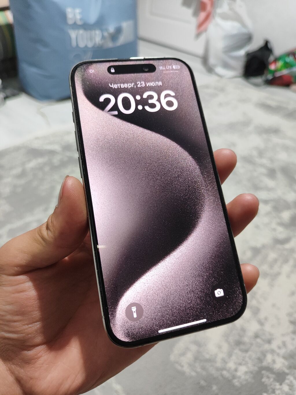 IPhone 15 Pro, Б/у, 128 ГБ, Natural Titanium, Кабель, 83 %: фото 2