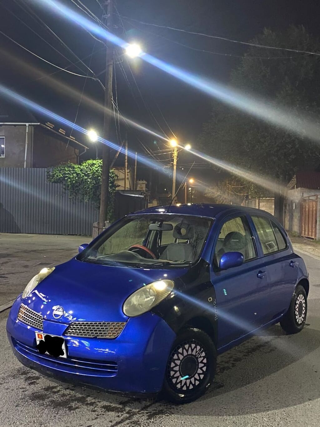 Nissan March: 2003 г., 1.3 л, Автомат, Бензин, Хэтчбэк: фото 2