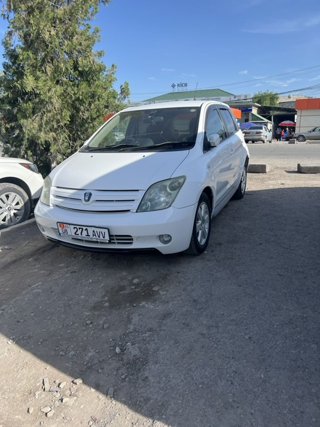 Toyota Ist: 2003 г., 1.5 л, Автомат, Хэтчбэк — фото 3