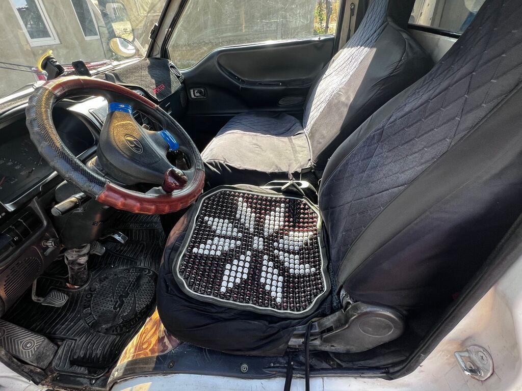 Hyundai Porter: 1999 г., 2.5 л, Механика, Дизель: фото 5