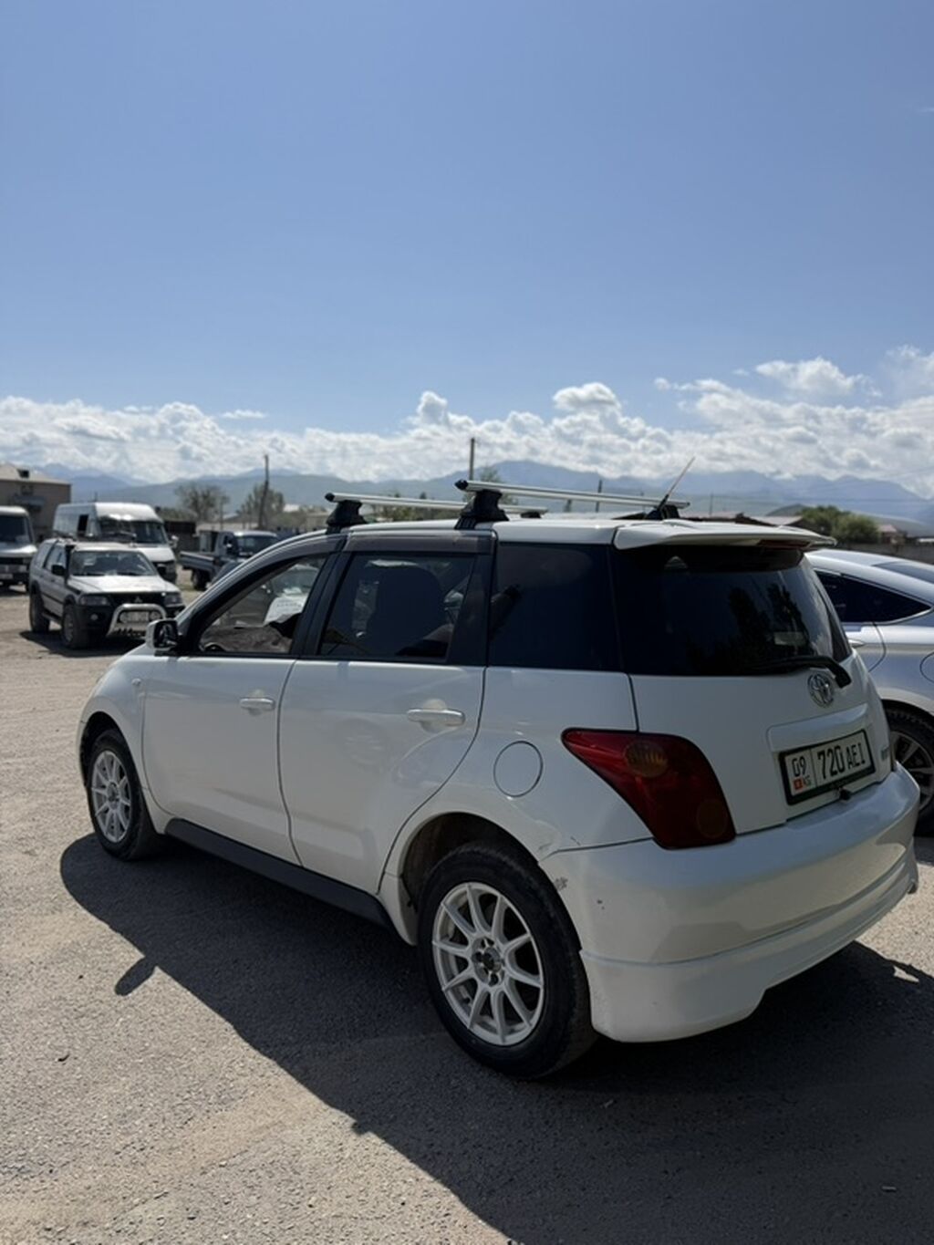 Toyota Ist: 2002 г., 1.5 л, Автомат, Бензин, Хэтчбэк: фото 3