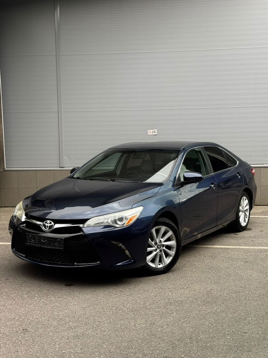 Toyota Camry: 2017 г., 2.5 л, Автомат, Бензин, Седан: фото 2