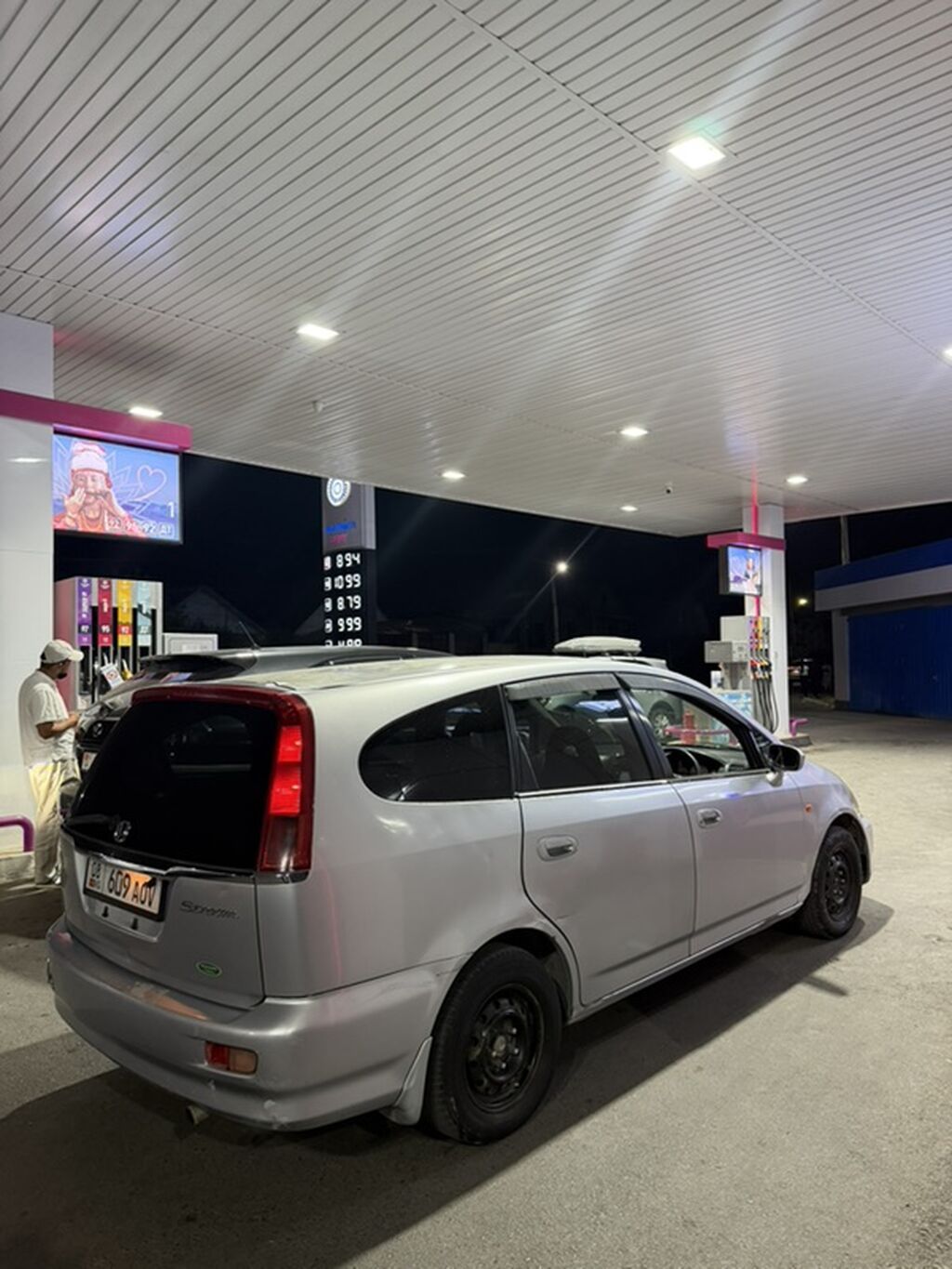 Honda Stream: 2003 г., 1.7 л, Автомат, Минивэн: фото 2