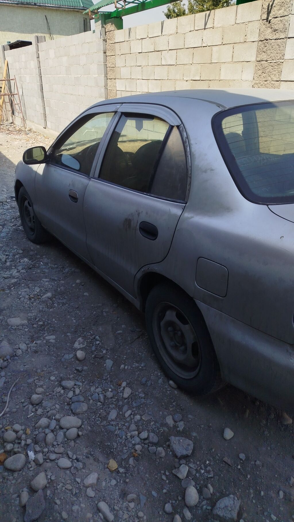 Hyundai Accent: 1995 г., 1.3 л, Механика, Бензин, Седан: фото 3