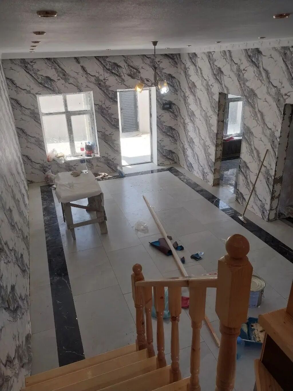 6 otaqlı, 300 kv. m, Yeni təmirli