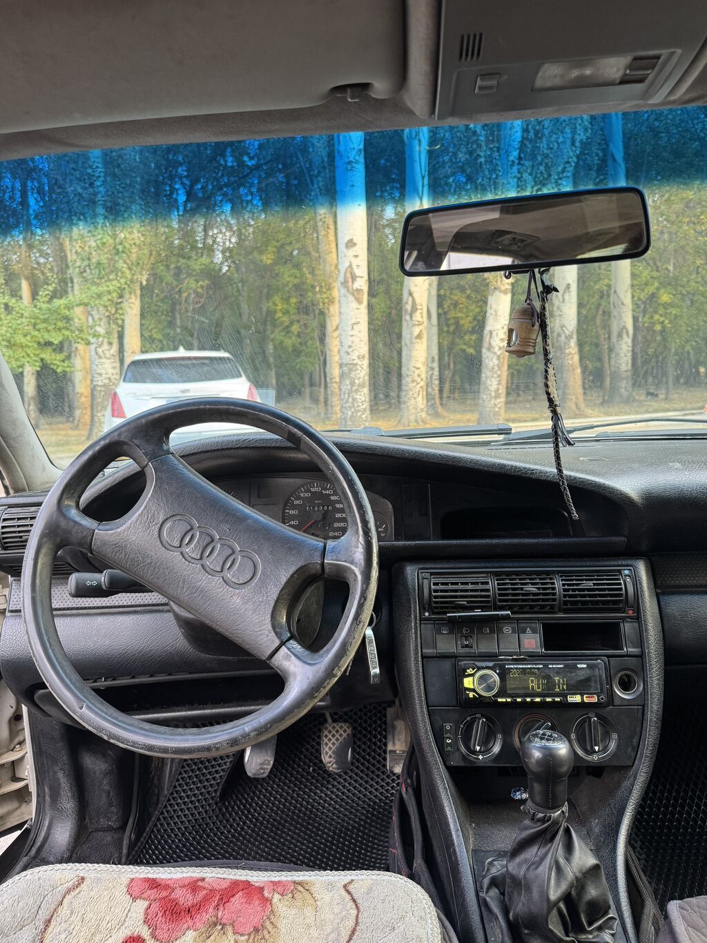 Audi S4: 1991 г., 2 л, Механика, Бензин, Седан: фото 6