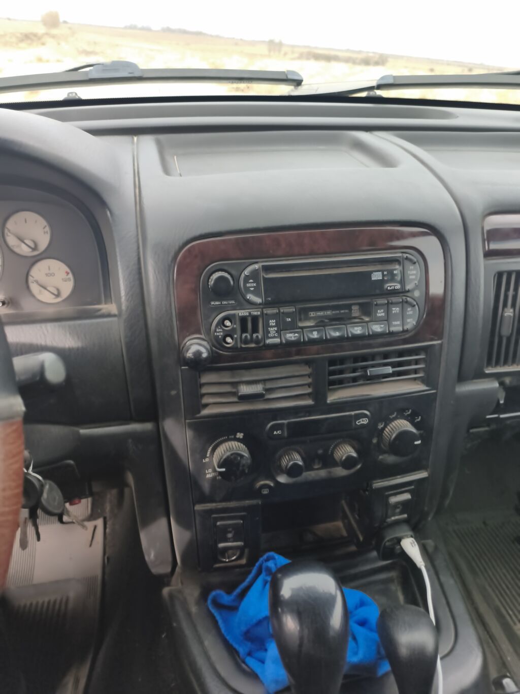 Jeep Grand Cherokee: 2005 г., 2.7 л, Автомат, Дизель, Внедорожник: фото 1