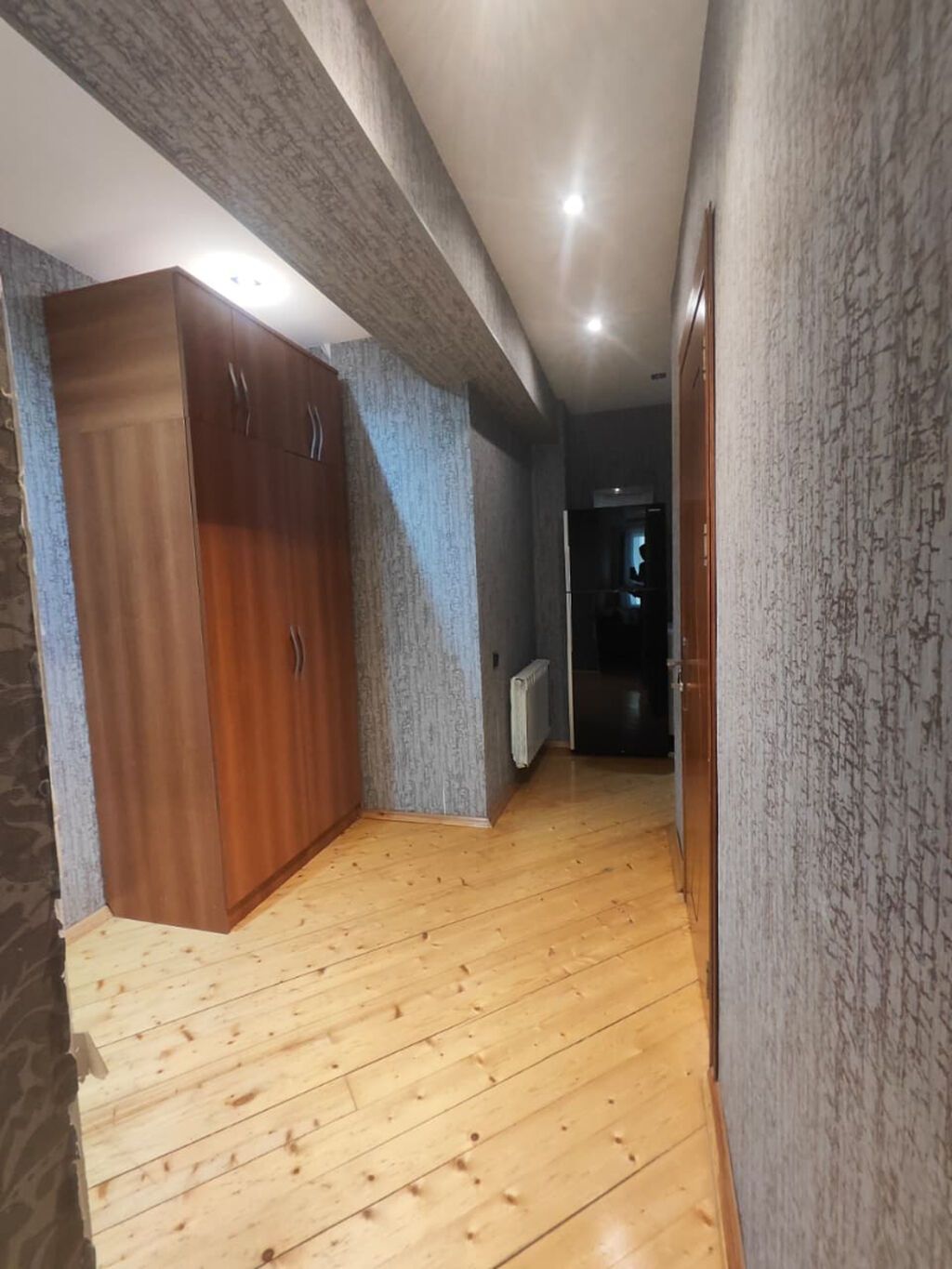 Bakıxanov qəs., 4 otaqlı, Yeni tikili, 112 kv. m
