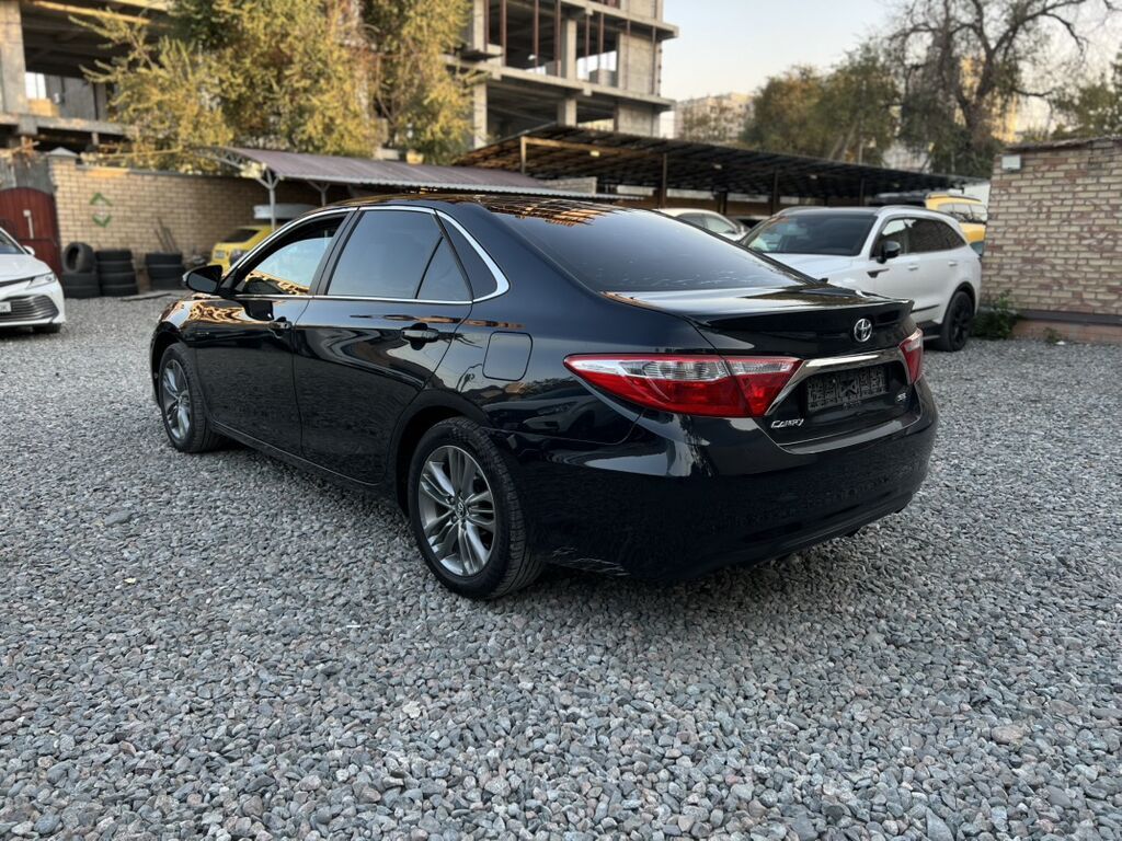 Toyota Camry: 2017 г., 2.5 л, Автомат, Бензин, Седан: фото 6
