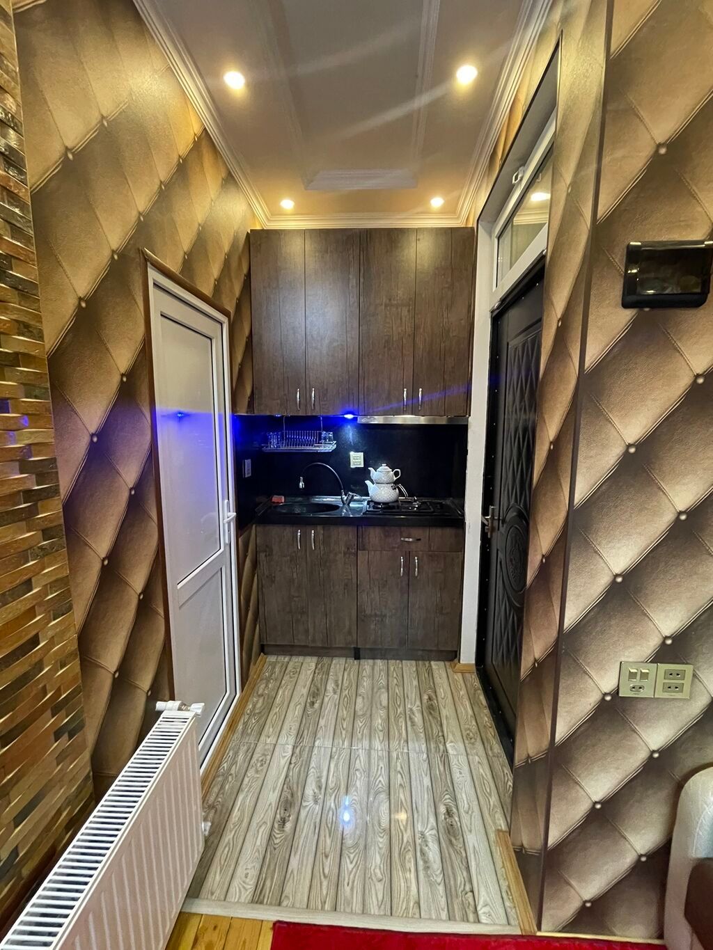 15 kv. m, 1 otaqlı, Kombi, Qaz, İşıq