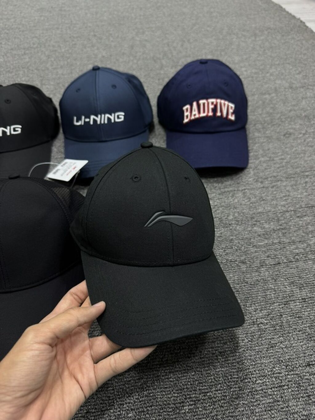 Головные уборы, Lining, Новый, цвет - Черный, Самовывоз: фото 2
