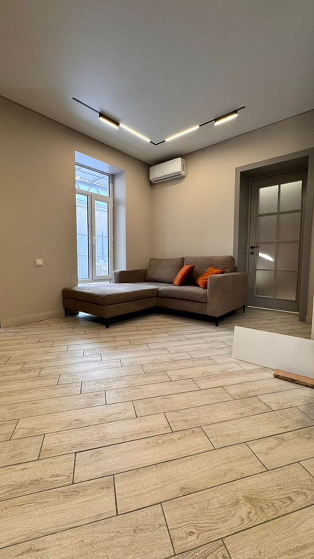 Сдаю стильную квартиру район Старого толчка 35 м² в половине дома: фото 4