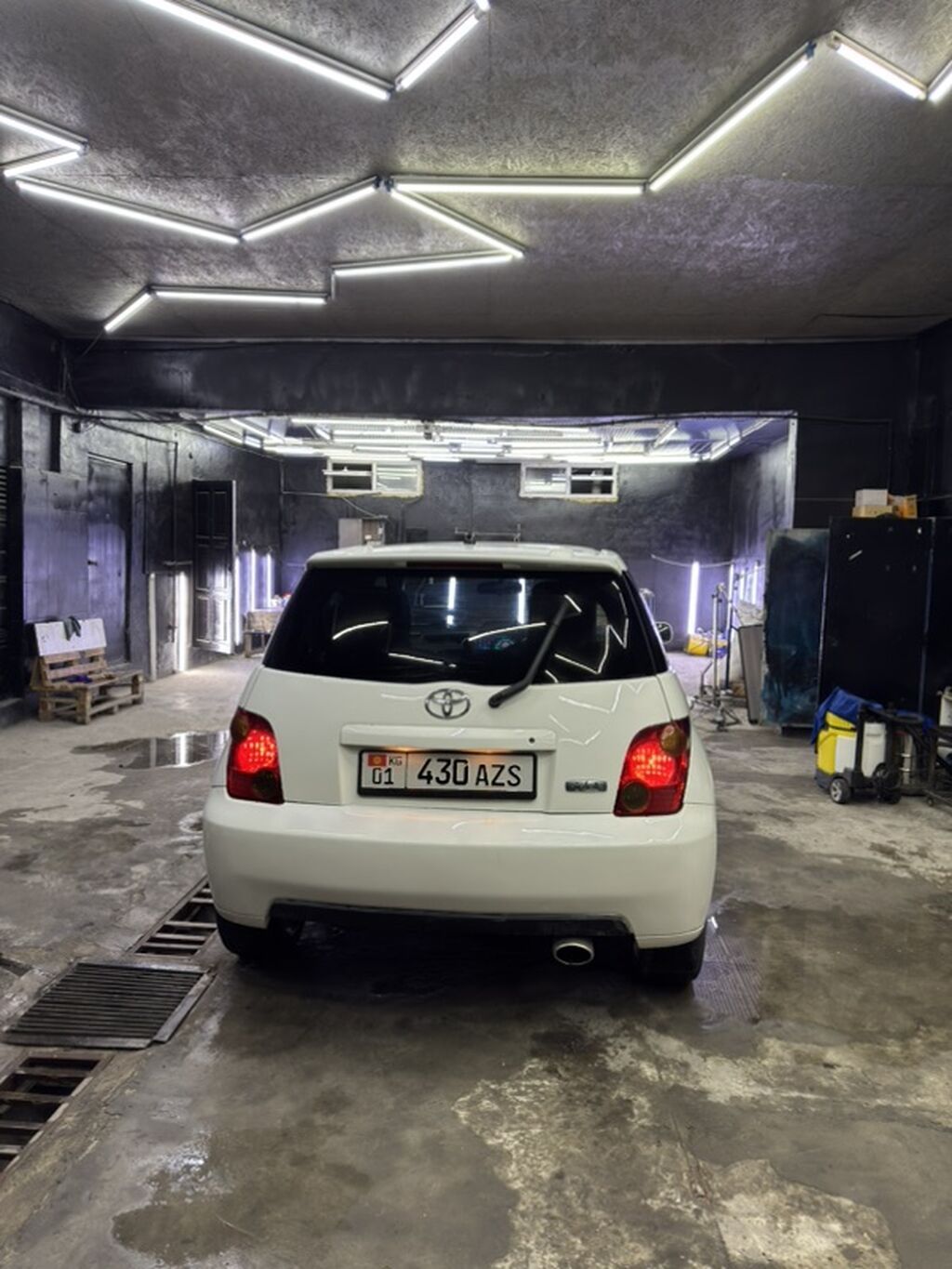 Toyota Ist: 2003 г., 1.5 л, Автомат, Бензин, Хэтчбэк: фото 7