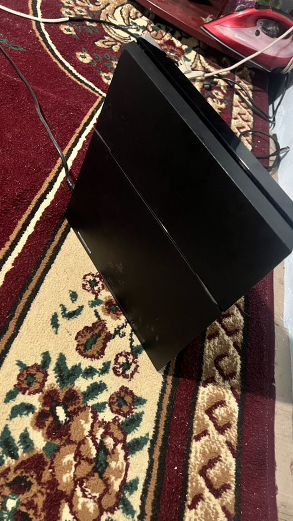 Sony PlayStation 4 (первая версия, “Fat”) + три геймпада DualShock 4: фото 2