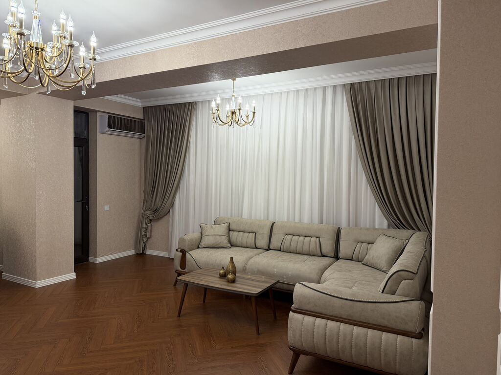 6-cı mikrorayon, 3 otaqlı, Yeni tikili, m. Azadlıq Prospekti, 132 kv. m