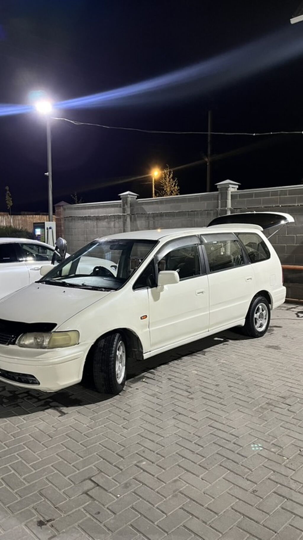 Honda Shuttle: 1996 г., 2.2 л, Автомат, Бензин, Универсал: фото 2