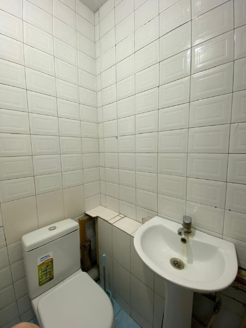 3 комнаты, 60 м², Восток-5 мкр 105 серия, 9 этаж, Старый ремонт: фото 7
