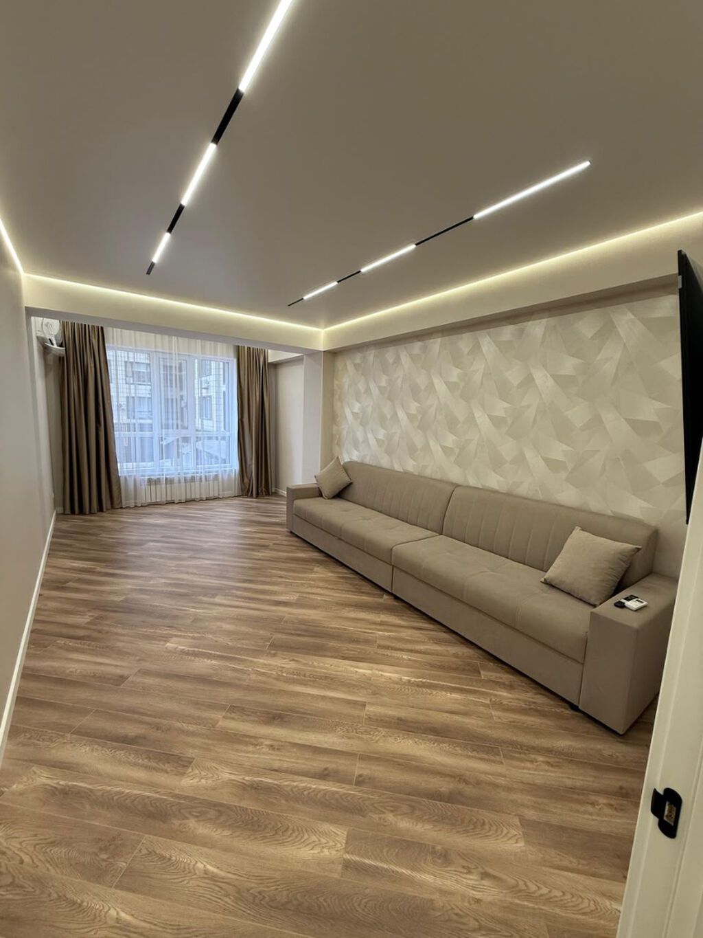 2 комнаты, 75 м², Джал-29 Элитка, 2 этаж, Евроремонт: фото 1