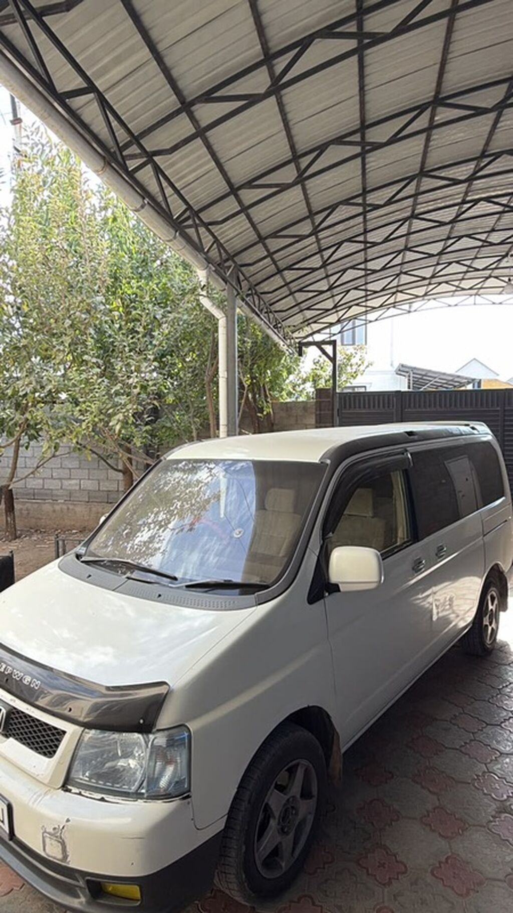 Honda Stepwgn: 2002 г., 2 л, Автомат, Бензин, Минивэн: фото 2