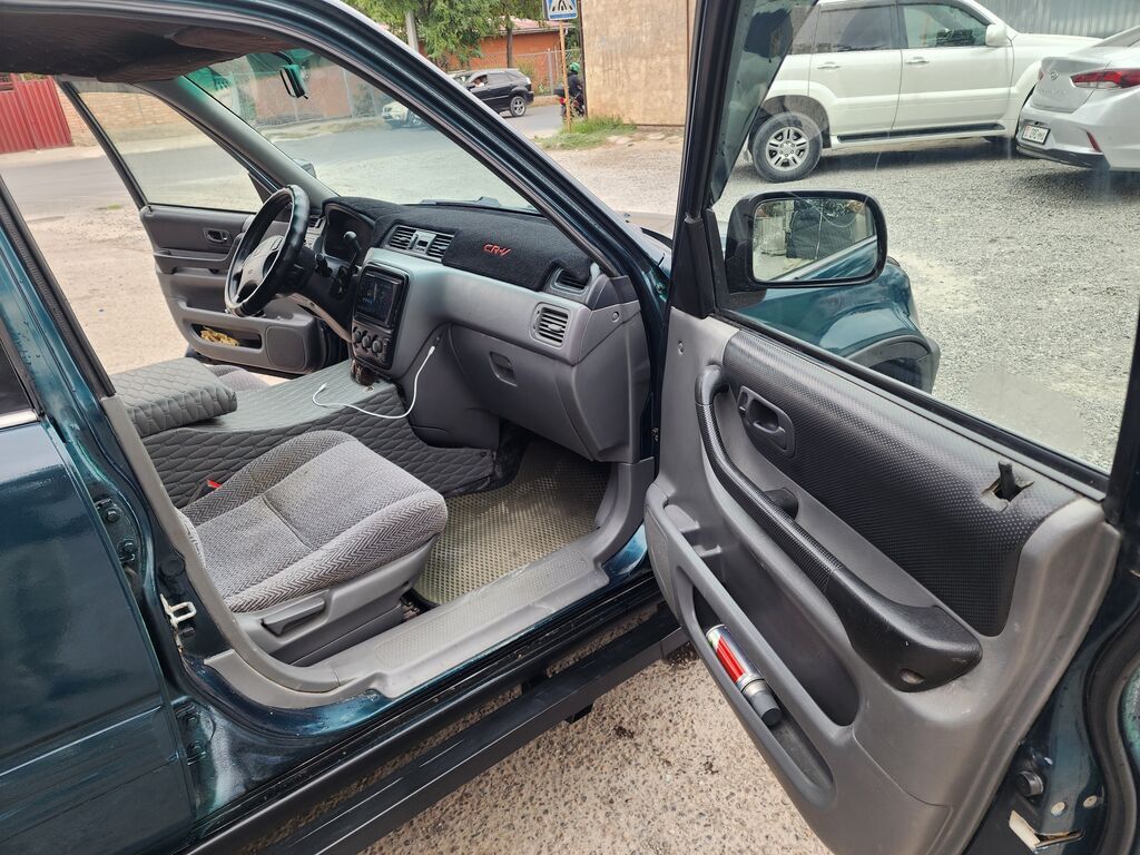 Honda CR-V: 1998 г., 2 л, Автомат, Бензин, Кроссовер: фото 7