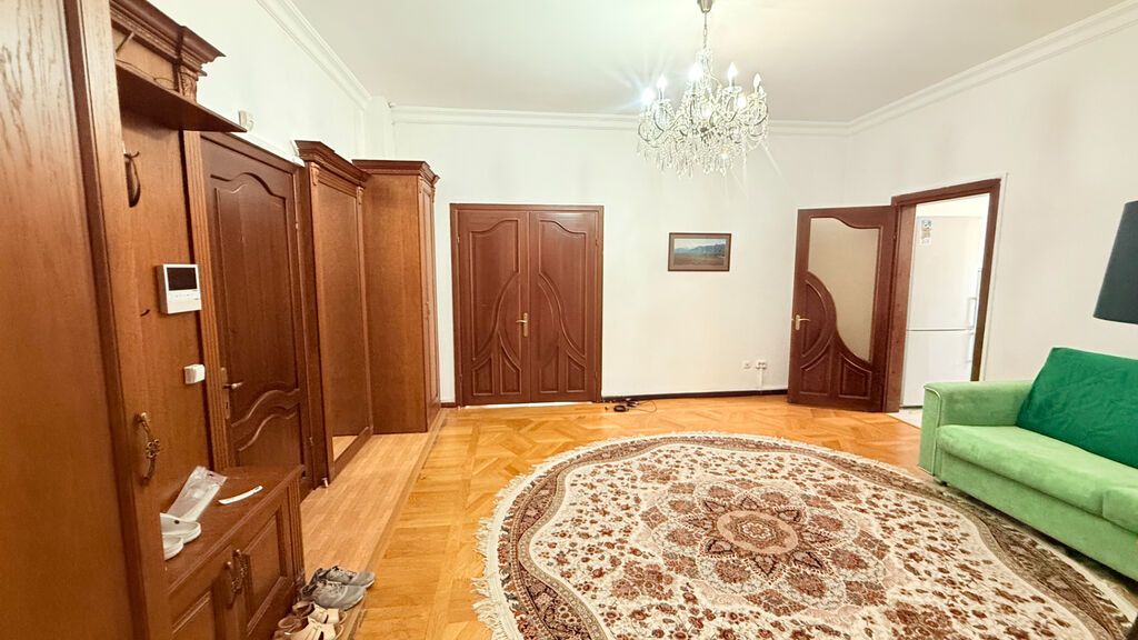 4 комнаты, 210 м², Золотой квадрат Элитка, 3 этаж, Евроремонт: фото 8