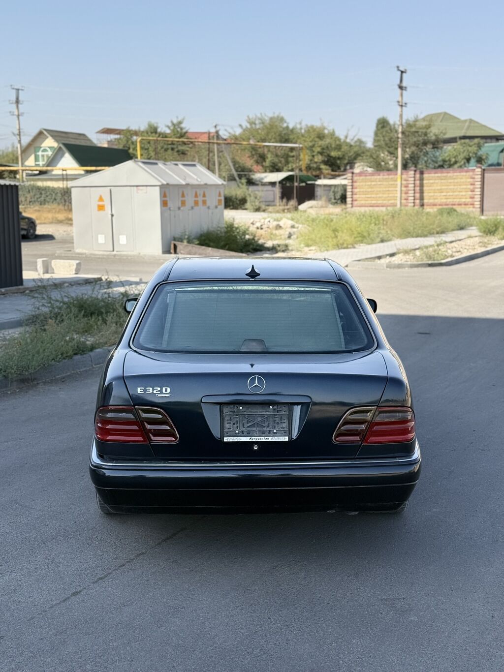 Mercedes-Benz E-Class: 1998 г., 3.2 л, Автомат, Газ, Седан: фото 4