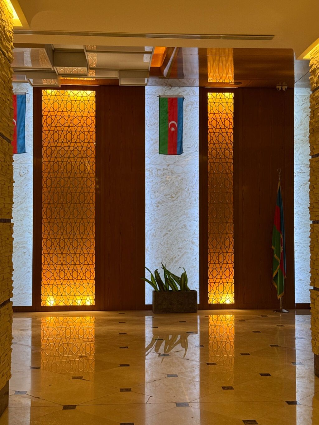 İzmir Residence – İzmir küçəsi | 4 Otaqlı Mənzil Kirayə Verilir! 📍
