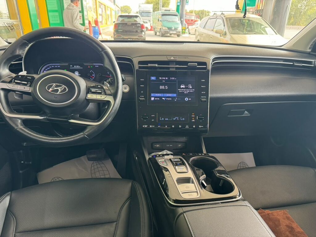 Hyundai Tucson: 2021 г., 1.6 л, Автомат, Гибрид, Кроссовер: фото 2