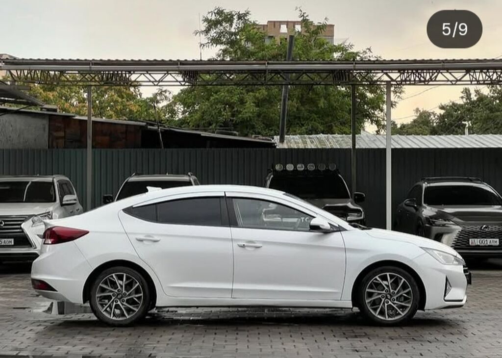 Hyundai Avante: 2018 г., 1.6 л, Типтроник, Бензин, Седан: фото 4
