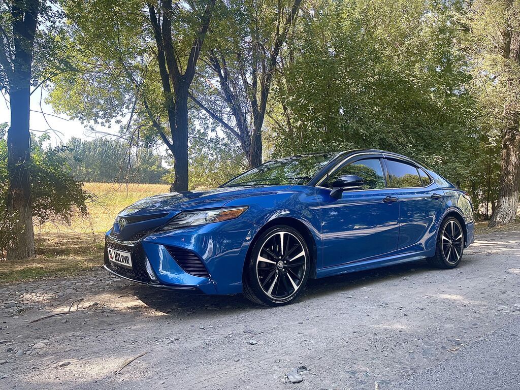 Toyota Camry: 2018 г., 2.5 л, Автомат, Бензин, Седан: фото 2