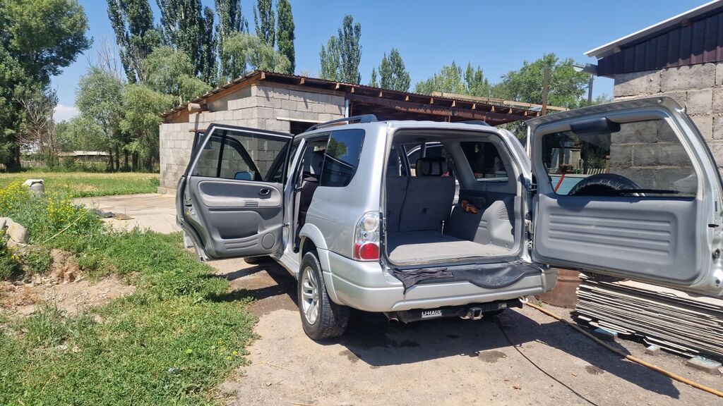 Suzuki Grand Vitara: 2005 г., 2.7 л, Автомат, Бензин, Внедорожник: фото 8