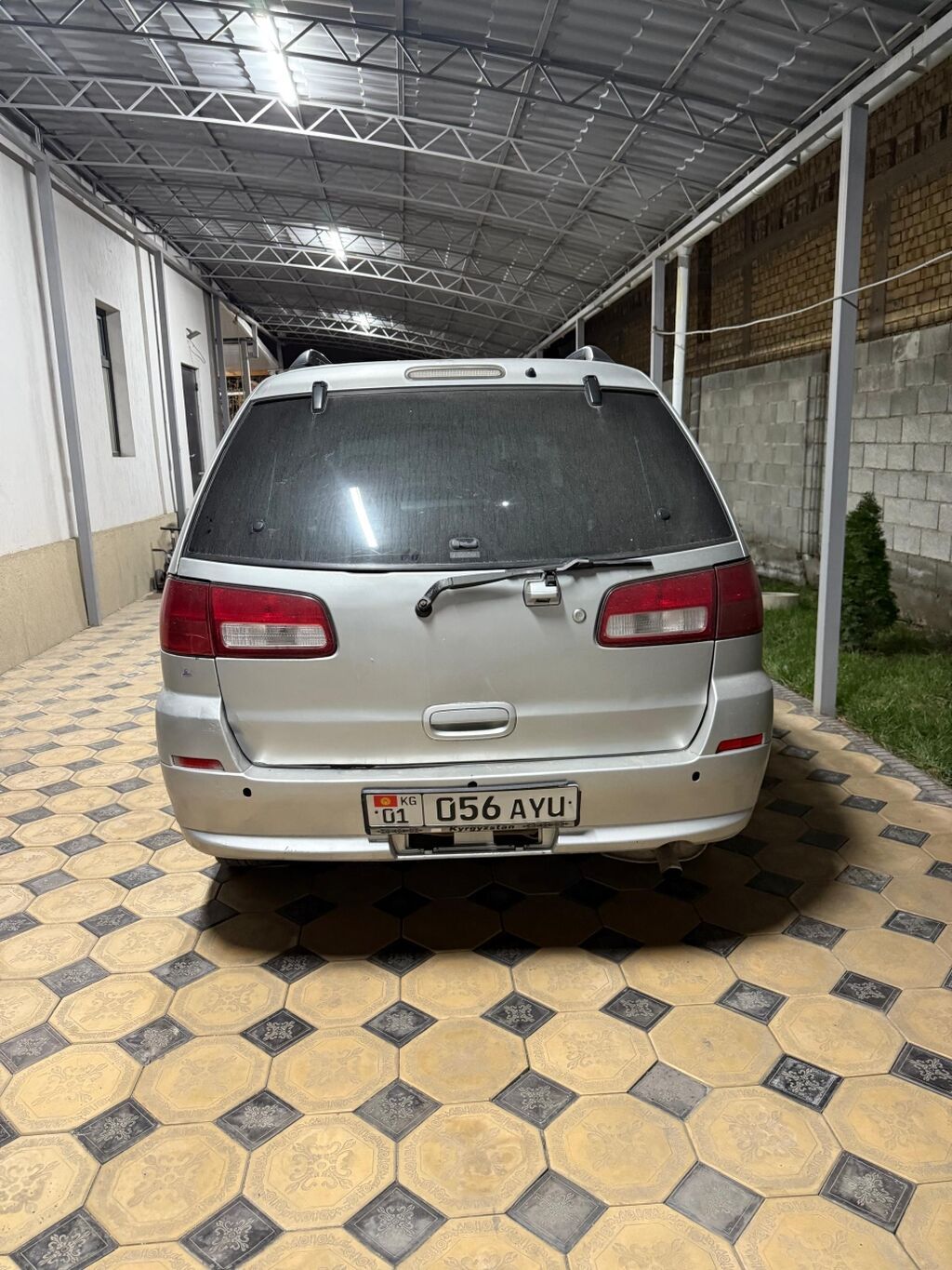 Nissan Liberty: 2000 г., 2 л, Вариатор, Бензин, Минивэн: фото 6