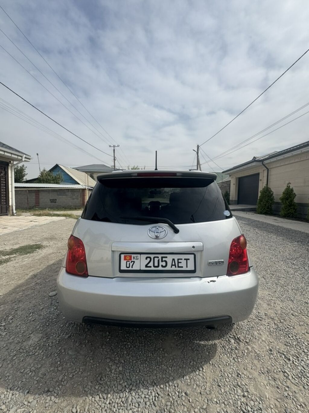 Toyota Ist: 2004 г., 1.5 л, Автомат, Бензин, Хэтчбэк: фото 4