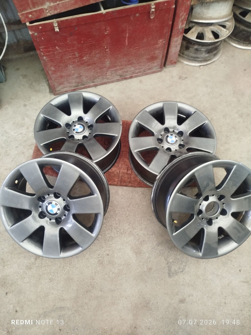 Комплект литых дисков BMW, 4 шт. В идеальном состоянии, не бьют, не: фото 3