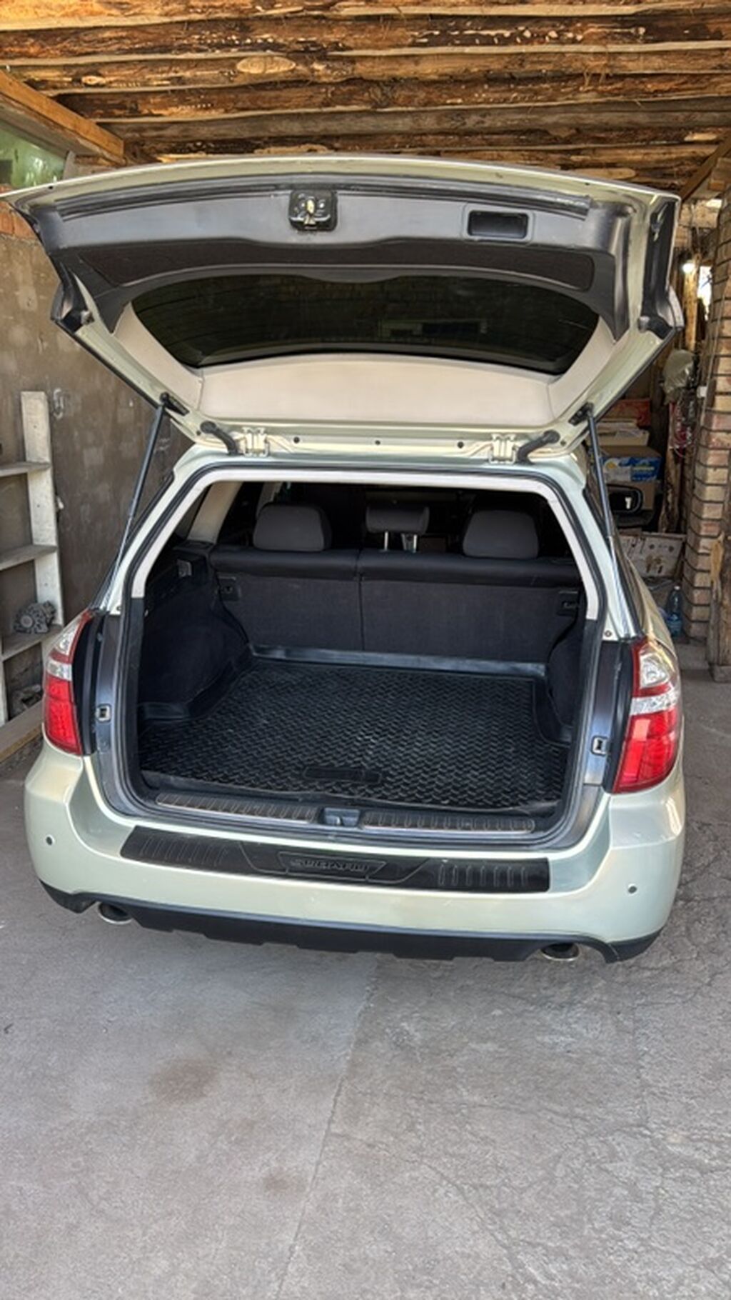 Subaru Outback: 2005 г., 3 л, Автомат, Бензин, Универсал: фото 7