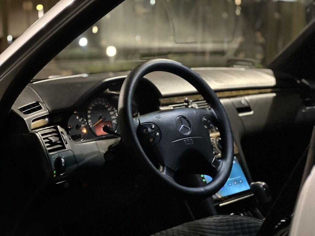 Mercedes-Benz E-Class: 2000 г., 2.7 л, Автомат, Дизель, Седан: фото 8