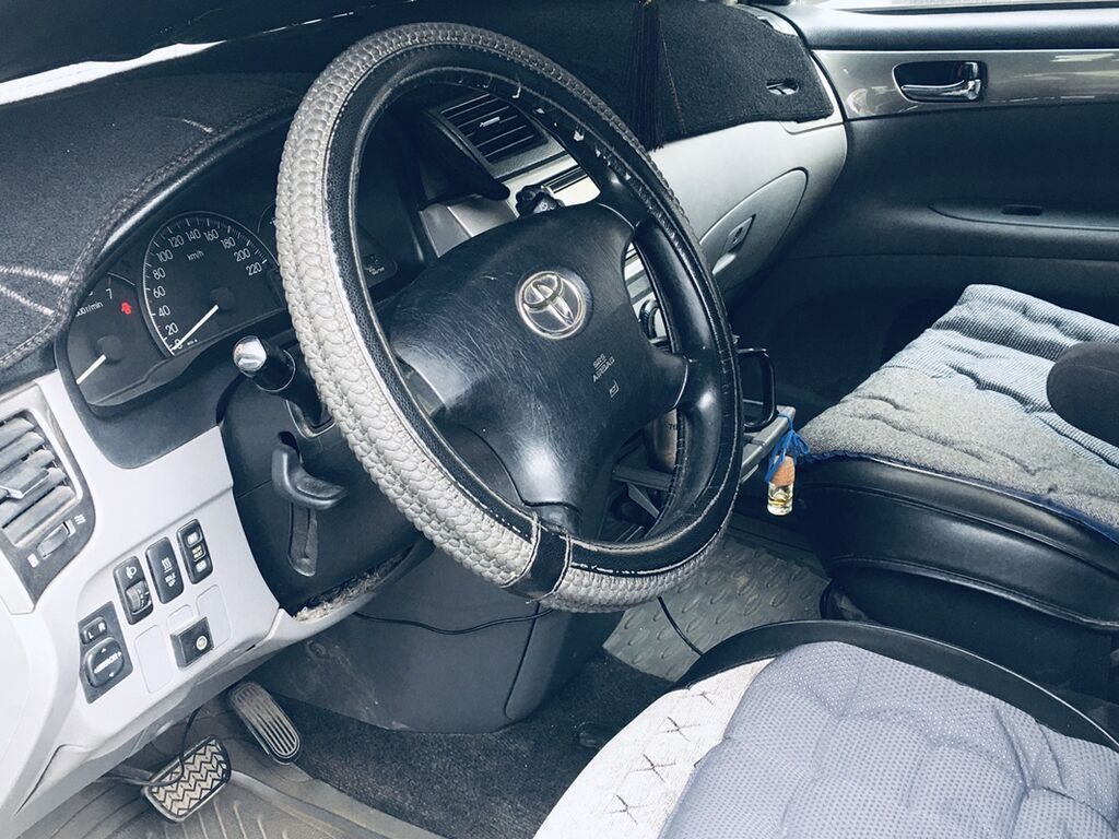 Toyota Avensis Verso