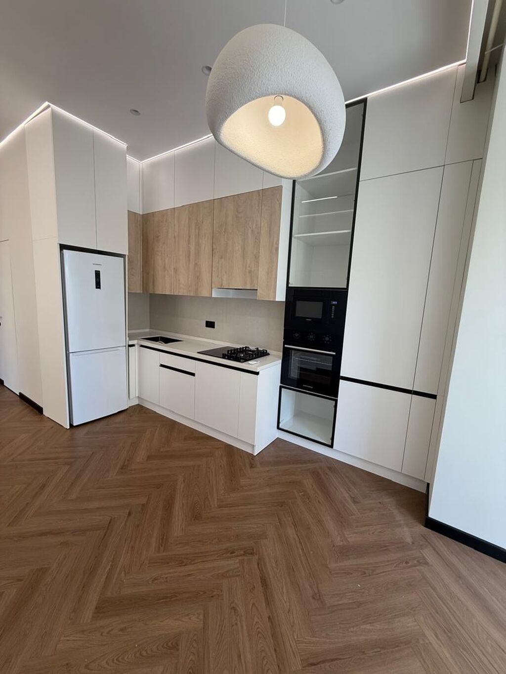 3 комнаты, 122 м², 3 этаж, Евроремонт: фото 3