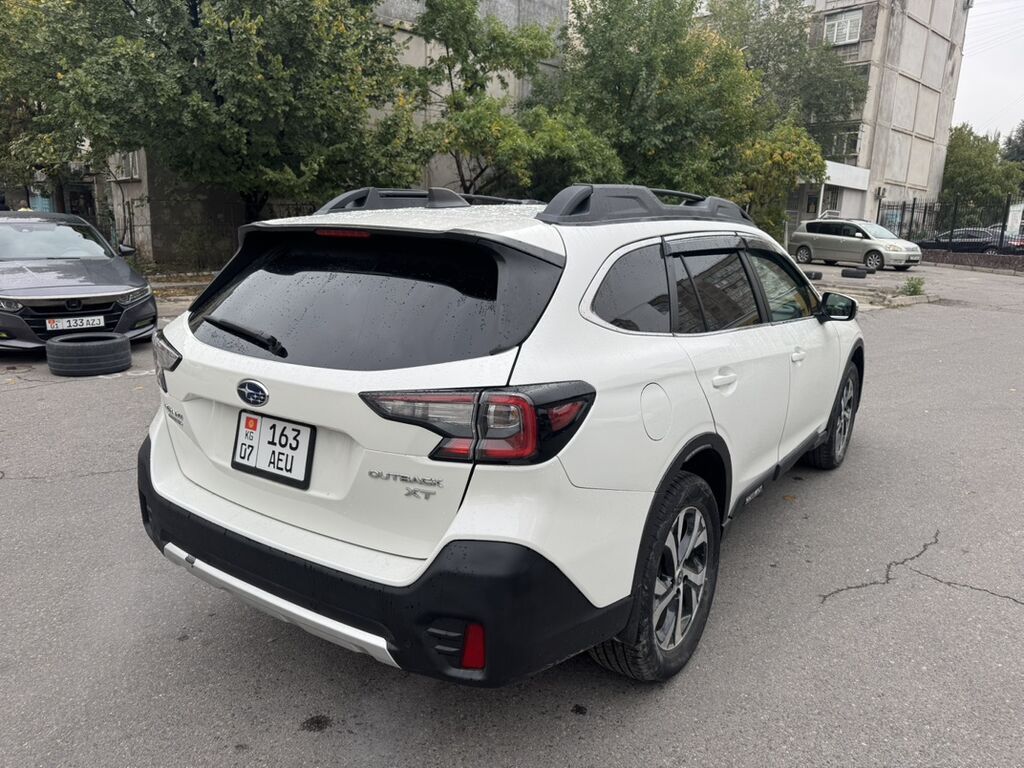 Subaru Outback: 2020 г., 2.4 л, Вариатор, Бензин, Универсал: фото 3