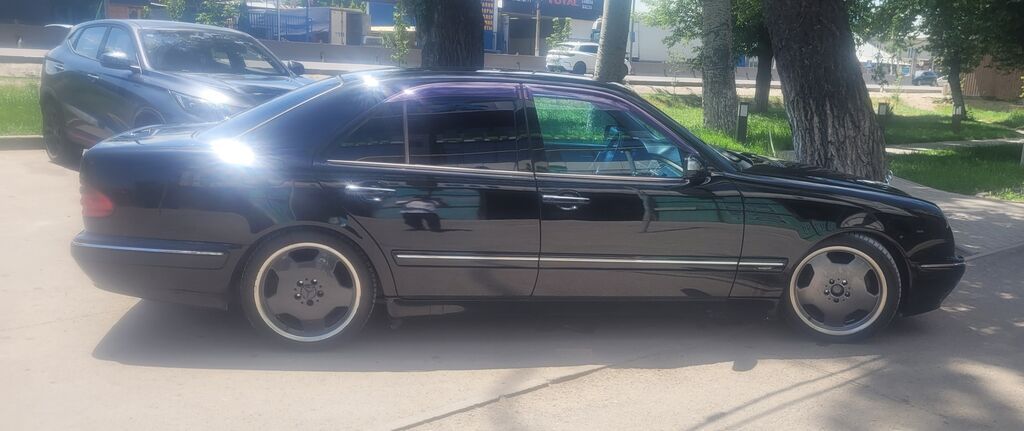 Mercedes-Benz E-Class: 2002 г., 3.2 л, Автомат, Бензин, Седан: фото 7